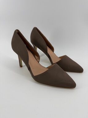 Journee Collection D'Orsay heels Women’s Size 9